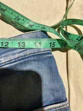 Load image into Gallery viewer, Dolce Gabbana Canadian Leaf Jeans Size 36
