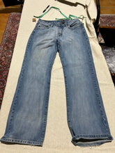 Load image into Gallery viewer, OK! Jeans Vintage Baggy Jeans Size 33

