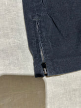 Load image into Gallery viewer, Lorno Piana Black Corduroy Cropped Trousers Size IT 44/ US 6
