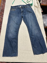 Load image into Gallery viewer, Vintage Parasuco Lightweight Jeans Size 36

