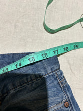 Load image into Gallery viewer, Vintage Parasuco Lightweight Jeans Size 36
