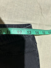 Load image into Gallery viewer, Hue Stretch Flare Black Jeggings Circa 2012 Size M
