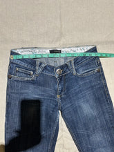 Load image into Gallery viewer, DSqaured Lowrise Bootcut Jeans Size 28
