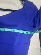 Load image into Gallery viewer, Rolland Mouret Made in England Early Collection Purple Dress Size S
