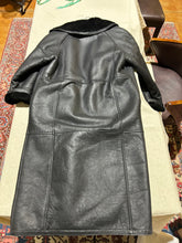 Load image into Gallery viewer, Vintage Black Shearling Coat Size L
