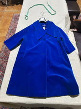 Load image into Gallery viewer, RARE 1960s Vintage Electric Blue Coat Size S/M
