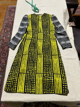 Load image into Gallery viewer, Duro Olowu Patterned Coat Size M
