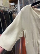 Load image into Gallery viewer, Giambattista Valli White Dress Size 6
