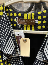 Load image into Gallery viewer, Duro Olowu Patterned Coat Size M
