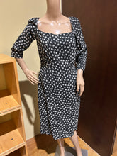 Load image into Gallery viewer, Vintage Dolce &amp; Gabbana Flower Print Dress Size 6
