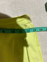 Load image into Gallery viewer, Bright Green 100% Cotton Knee Length Skirt Size IT 44/ US 8
