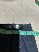 Load image into Gallery viewer, Denim Knee Length Skirt Size 6
