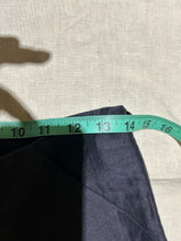 Load image into Gallery viewer, Giorgio Armani Straight Leg Trousers with Pockets Size IT 40/ US 4
