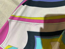 Load image into Gallery viewer, RARE Vintage Pucci Bright Iconic Pattern Capri Jeans Size 6
