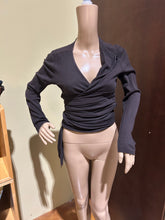 Load image into Gallery viewer, Wrap Shirt/ Sweater in Gray Brown Size S/M
