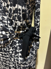 Load image into Gallery viewer, Vintage Gucci Black and White Contrast Wrap Dress Size 6
