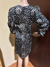 Load image into Gallery viewer, Stella McCartney Black and White Contrast 100% silk Honey Comb Dress Size 6
