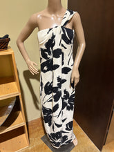 Load image into Gallery viewer, Michael Kors Collection %100 Silk White Floral Gown Size US 10/ UK 14/ IT 46
