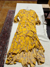Load image into Gallery viewer, Johanna Ortiz x HM Yellow Floral Tunic Dress Size M
