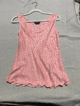 Load image into Gallery viewer, Zenobia Pink Patterned Scoop Neck Tank Top Size 8
