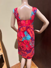 Load image into Gallery viewer, Weekend by Max Mara Floral Tropical Dress Size US 6/ IT 42/ UK 10
