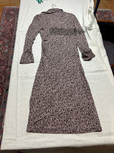 Load image into Gallery viewer, Diane Von Furstenberg 100% Silk Rose Patterned Brown Dress Size US L
