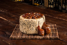 Load image into Gallery viewer, Moro - Martin Pears Passito Blue Cheese - 200g+
